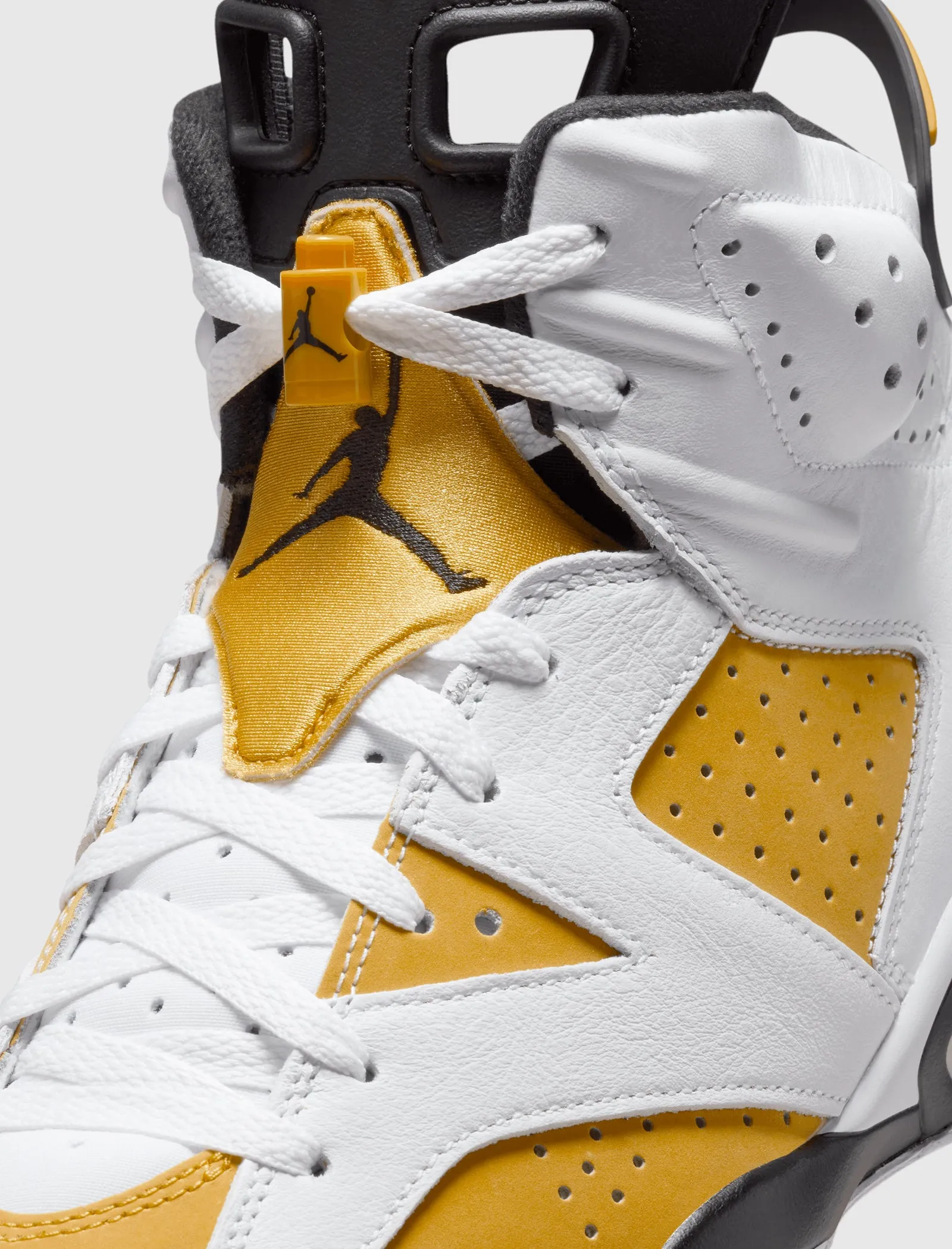 AIR JORDAN 6 RETRO YELLOW OCHRE