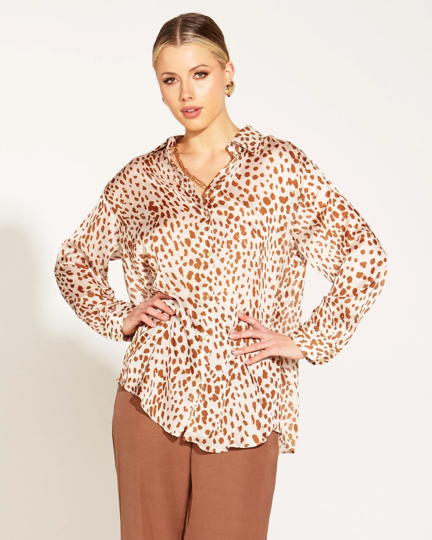 Fate + Becker True to Life Shirt - Giraffe Print