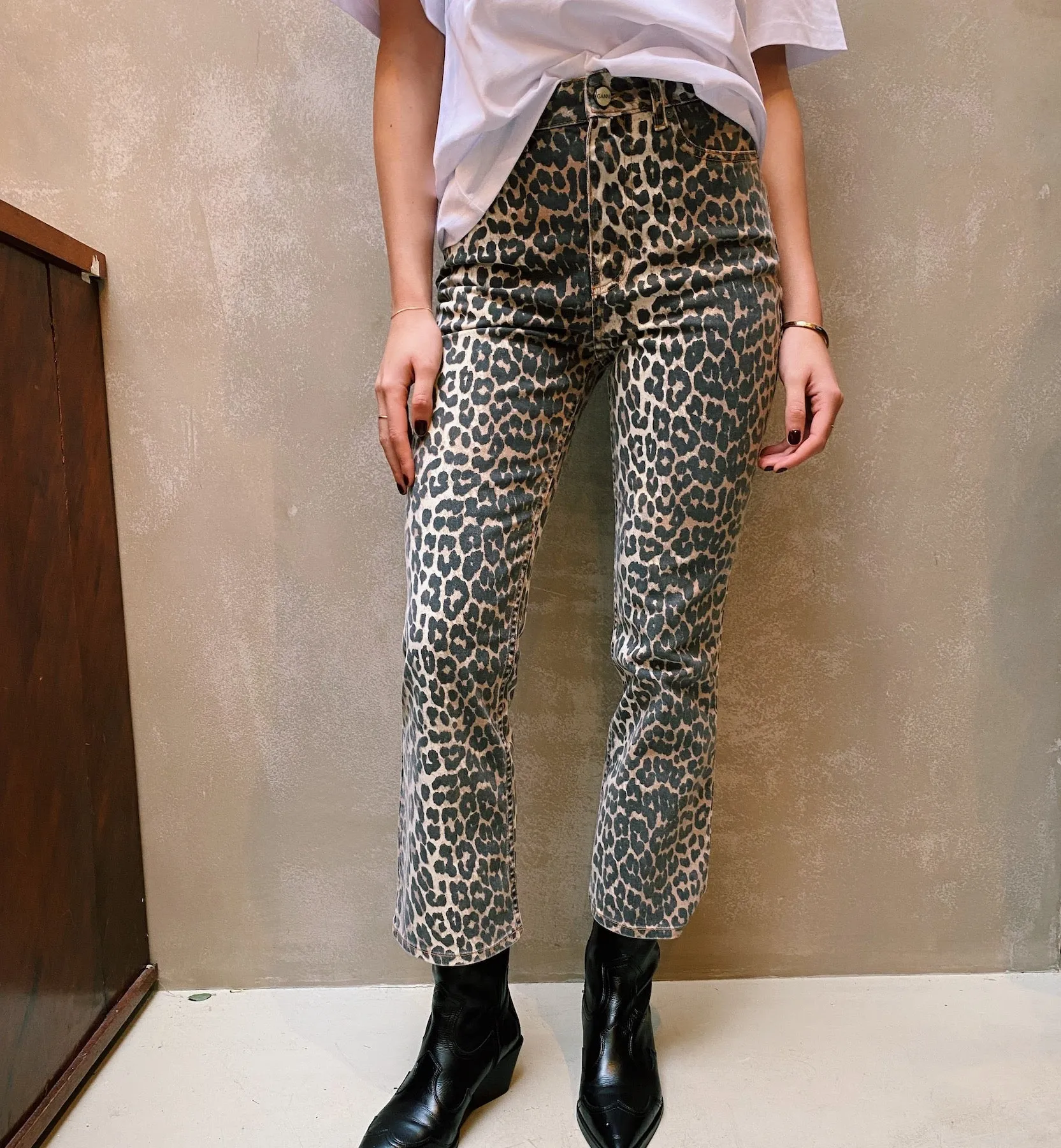 GANNI Leopard Print Denim Betzy Cropped Jeans