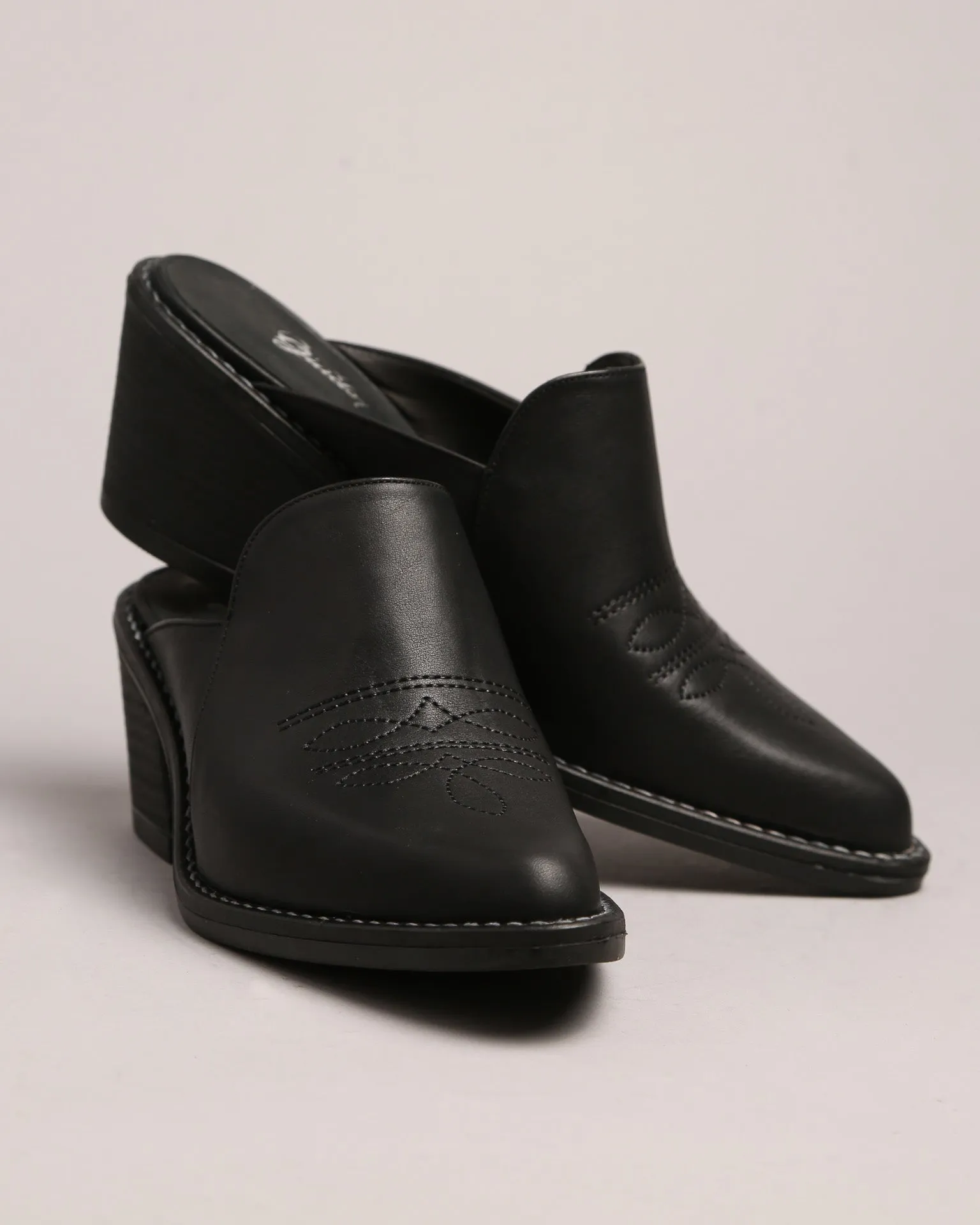 Mule Belen Black