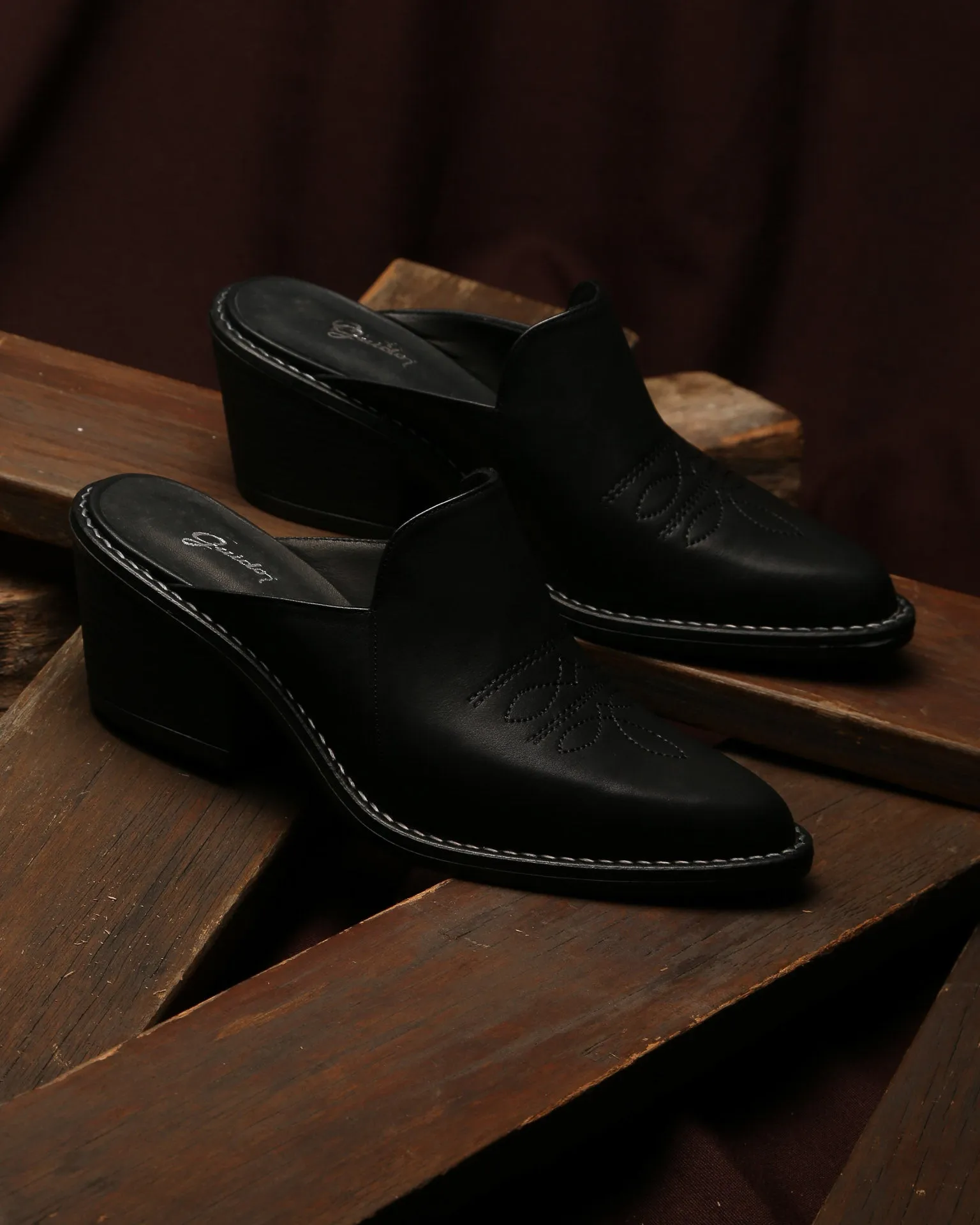 Mule Belen Black