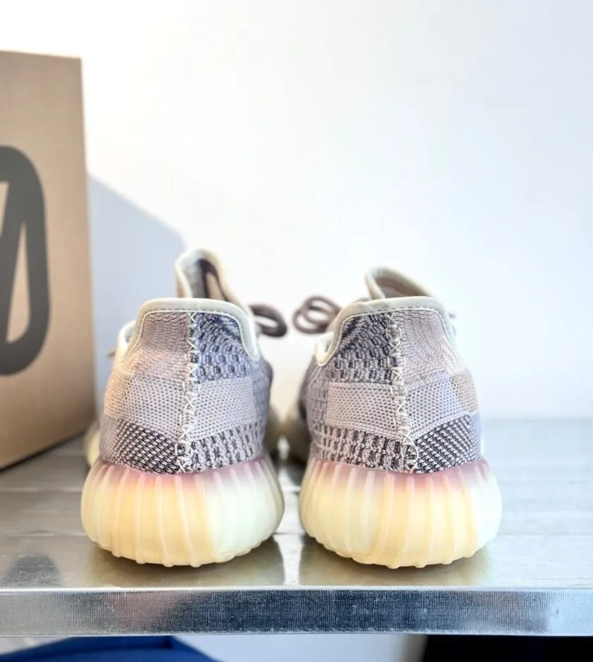 Preowned – Adidas Yeezy Boost 350 V2 Ash Pearl UK11.5 / US12 