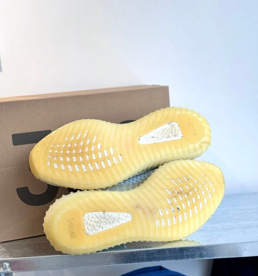 Preowned – Adidas Yeezy Boost 350 V2 Cloud White NR UK10 / US10.5 