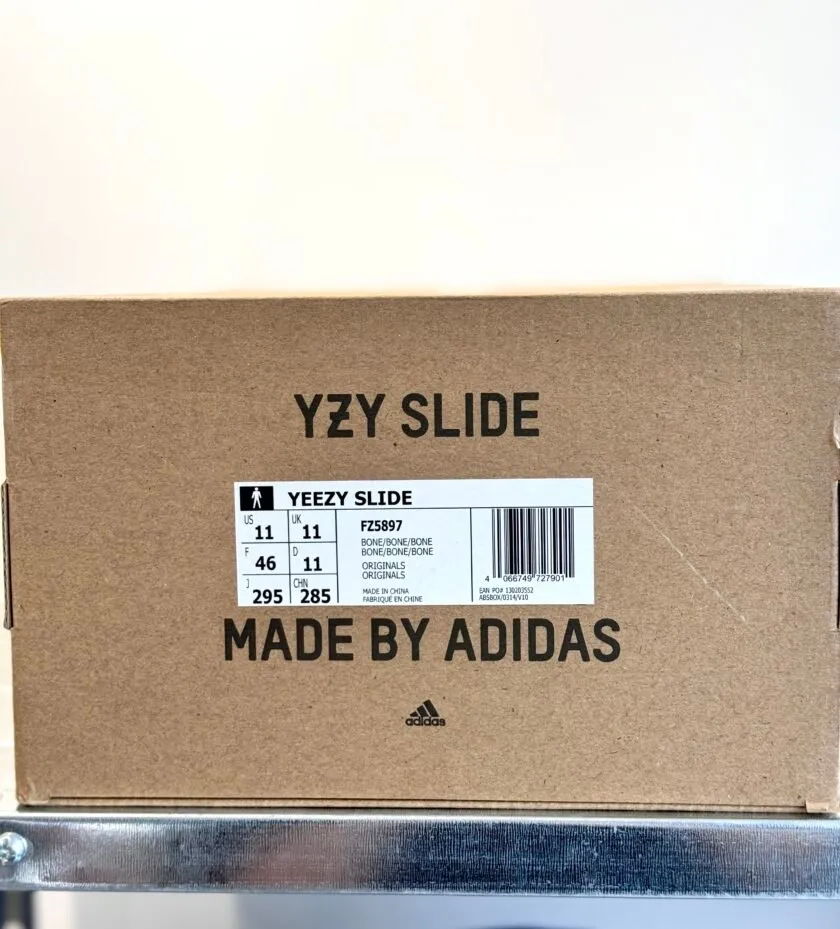 Preowned – Adidas Yeezy Slide Bone UK11 & UK12 