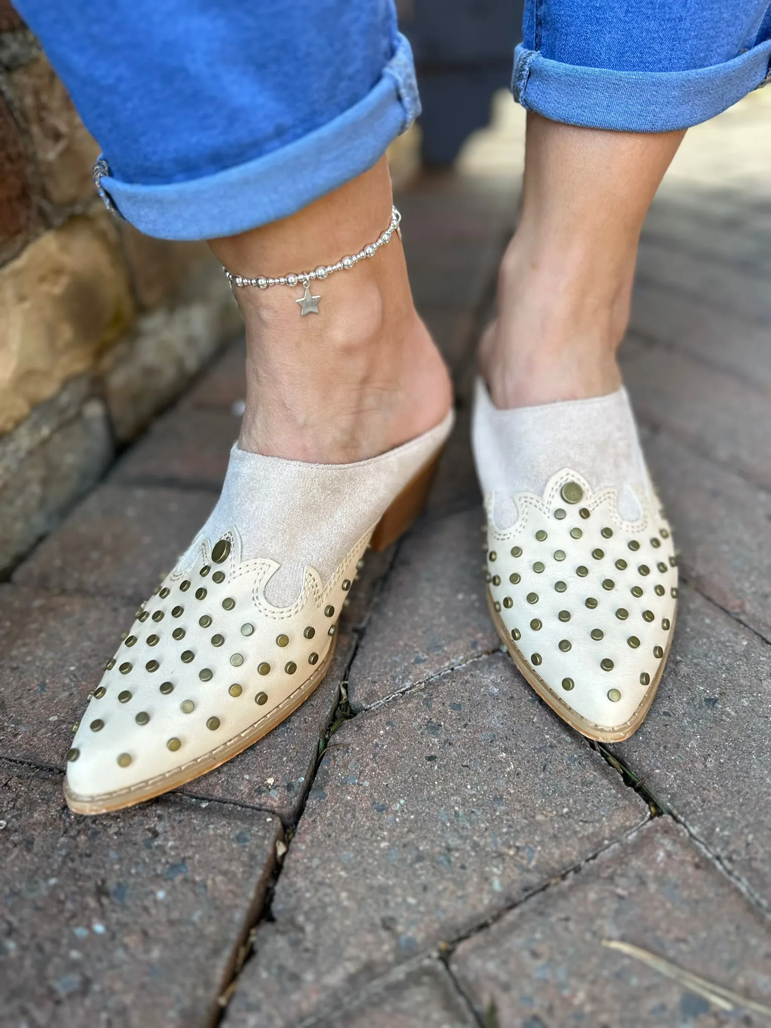 Stone Studded Pointed Toe Heeled Mule