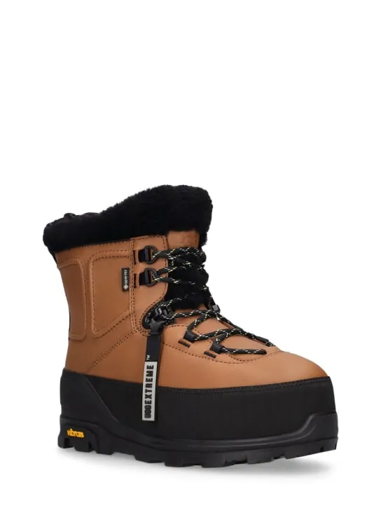 Ugg   Shasta leather hiking boots 